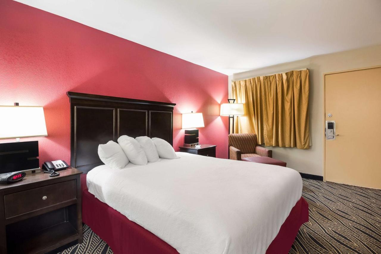 Best Western Braddock Inn La Vale Eksteriør bilde