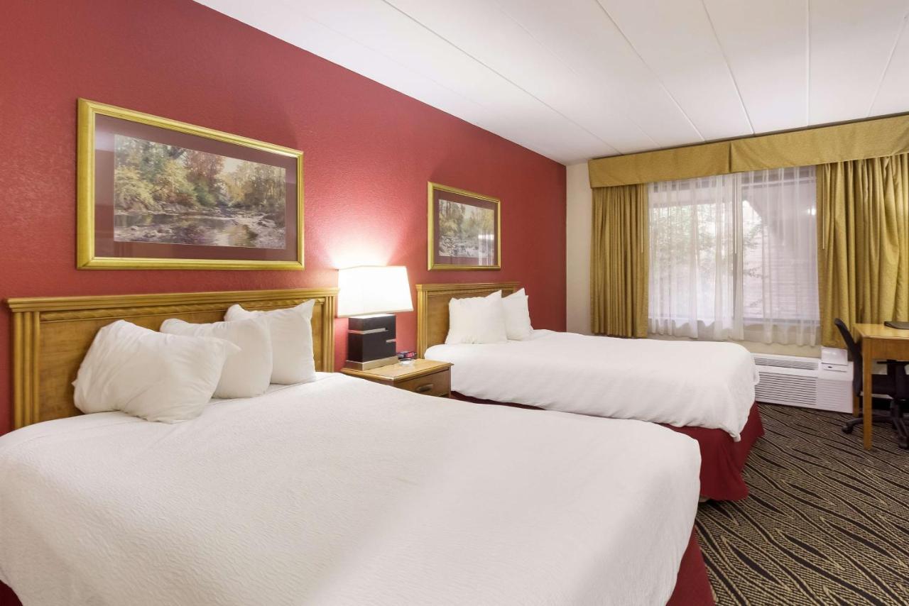Best Western Braddock Inn La Vale Eksteriør bilde